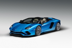 Lamborghini Aventador S se dočkal omlazení. Kupé i roadster vítají nový design