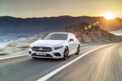 Nový Mercedes-Benz třídy A byl oficiálně odhalen