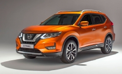 Nový Nissan X-Trail s řadou vylepšení, na dálnici umí jezdit sám