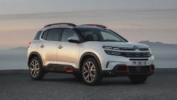 Citroën C5 Aircross: nová vlajková loď značky klade důraz na prostor a techniku