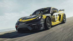 Porsche 718 Cayman GT4 Clubsport vzniklo  za jediným účelem - aby ovládlo závodní okruhy