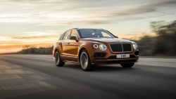 Přepychový Bentley Bentayga byl jmenován nejrychlejším SUV světa