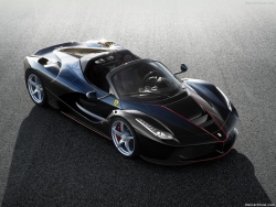 Nejdražší model Ferrari se dostal i do Česka, cena se vyhoupla bezmála na 50 milionů