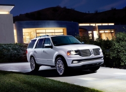 Lincoln Navigator 2015: Dlouhé roky čekání