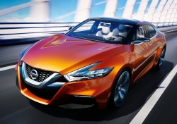 Nissan představuje koncept Sport Sedan