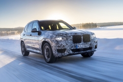 Blíží se nová generace vozů BMW. X3 G01 se představí už letos v září